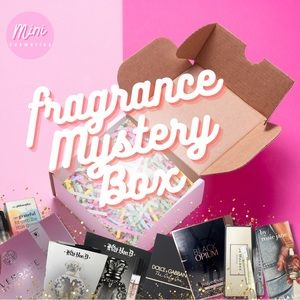 SAMPLE SIZE. Fragrance Mystery Box !!  -RANDOM SCOOP!!